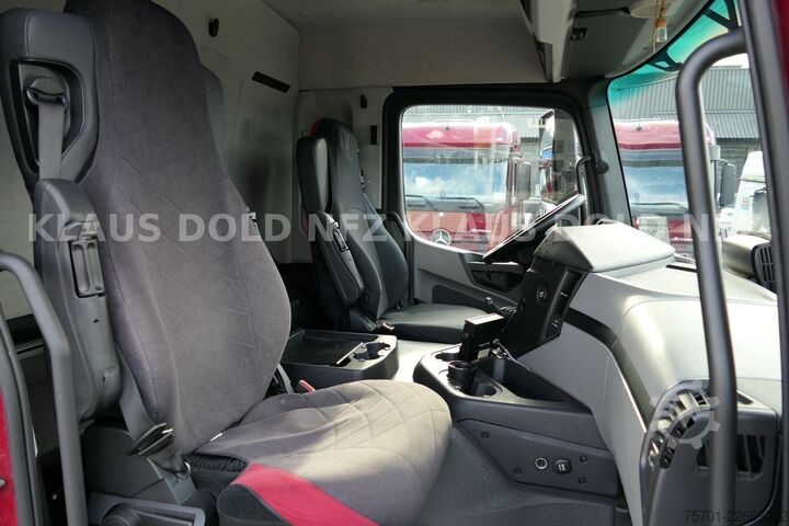 Refrigerated truck MERCEDES-BENZ Antos 1833 Kühlkoffer Bi-Temp. LBW Euro 6