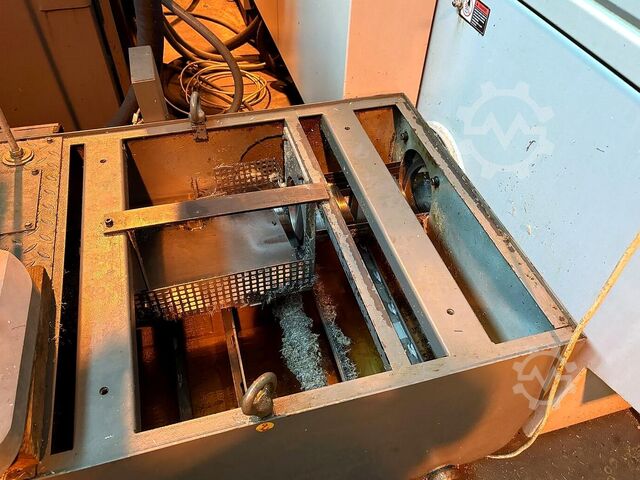 Fünf-Achs-Bearbeitungszentrum CHIRON MILL 800