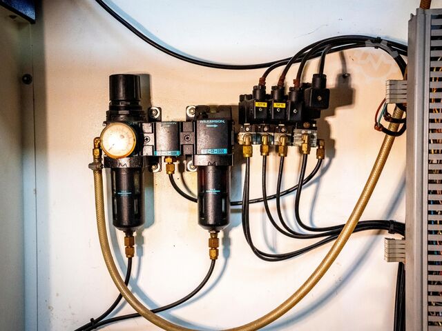 Werkzeugschleifmaschine ROLLOMATIC CNC 2000 XT