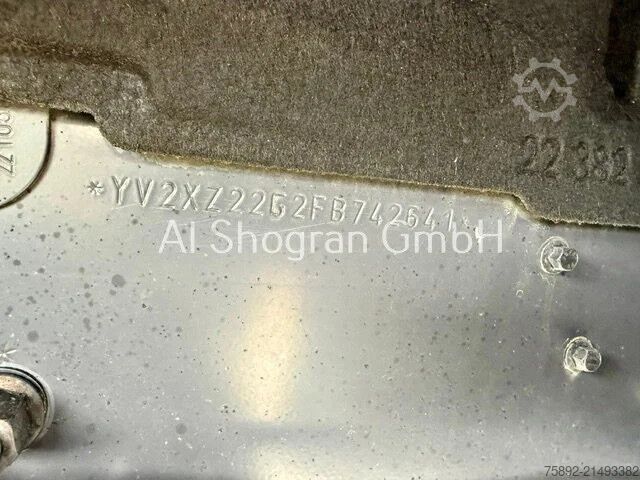 Fahrgestell mit Fahrerhaus Volvo FM 410 / 8x4 / Blatt - Luft / Eu6
