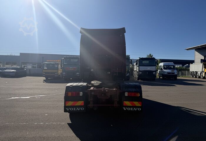 Standard SZM Volvo FH12-420 4x2 Sattelzugmaschine / Swiss-Vehicle