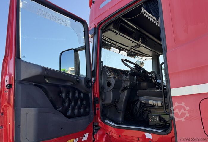 LKW mit Pritsche & Plane Scania R164LB 4x2 Plane/HB / Swiss-Vehicle