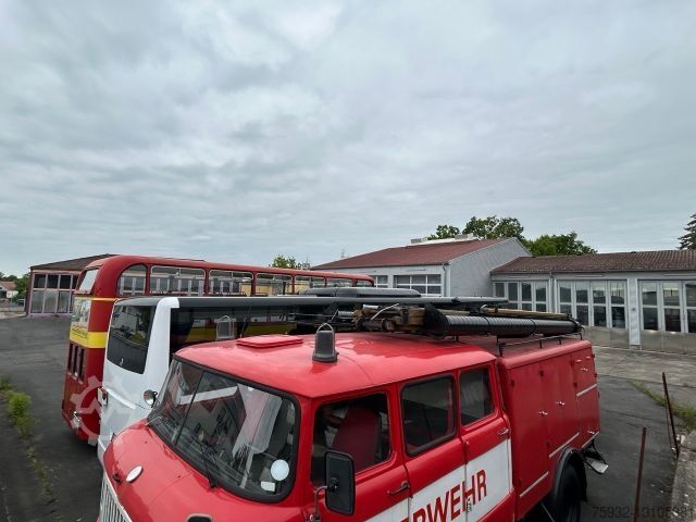 Spezial-LKW  IFA W 50 L  Feuerwehr Löschfahrzeug mit Anhänger