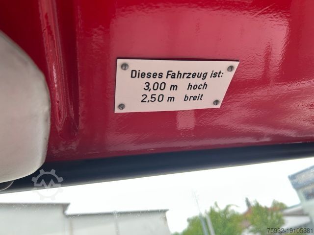 Spezial-LKW  IFA W 50 L  Feuerwehr Löschfahrzeug mit Anhänger