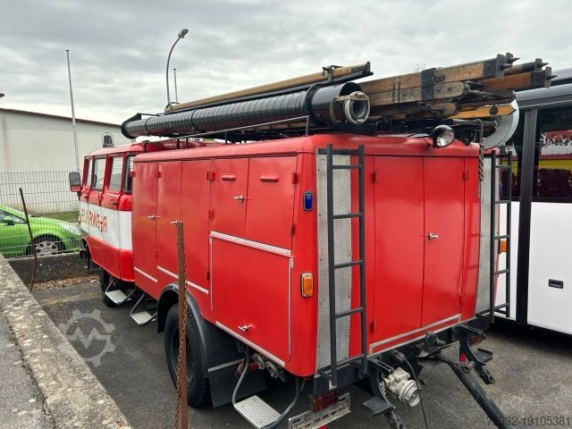 Spezial-LKW  IFA W 50 L  Feuerwehr Löschfahrzeug mit Anhänger