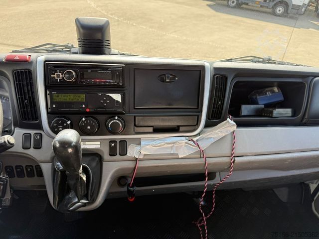 Dreiseitenkipper FUSO FUSO 7 C 15 K Kipper Meiller KRAN FASSI F40*FUNK