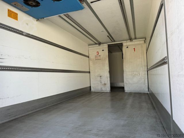 Kühlkoffer-LKW MERCEDES-BENZ ATEGO 1527 L Kühlkoffer 8 m LBW 1,5 T*NL 7 T