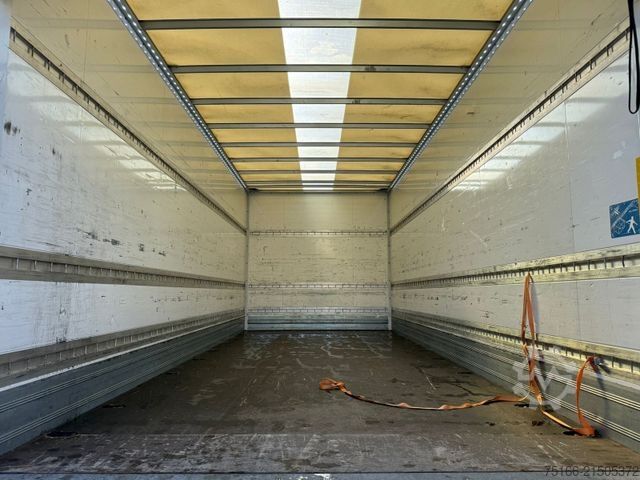Box van MERCEDES-BENZ ATEGO 823 L Koffer 6,10 m LBW 1,5 T* AHK+Klima