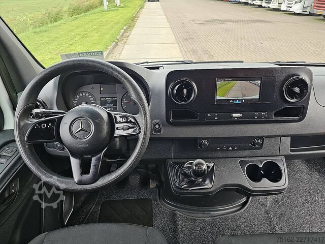 High-roof van MERCEDES-BENZ SPRINTER 314 L2H2 Mbux Trekhaak !