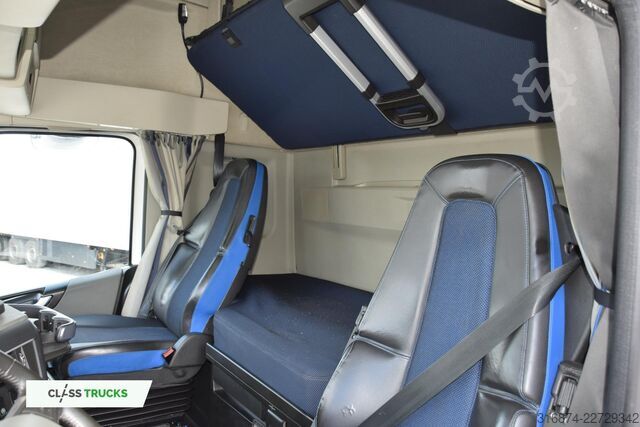 Standard SZM VOLVO FH 460 Globetrotter XL i-Save