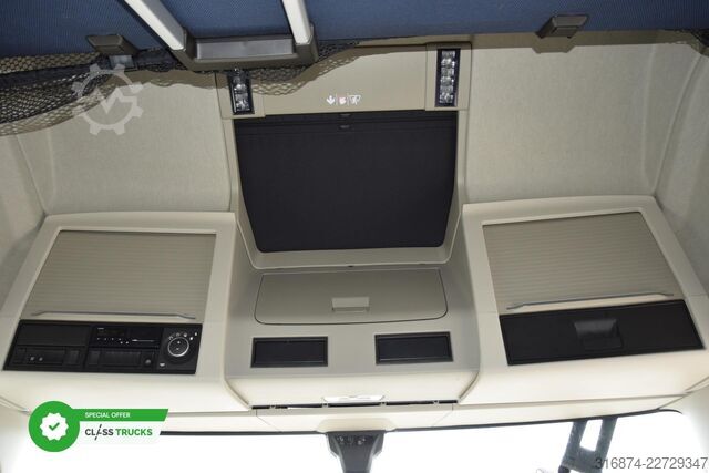 Standard SZM VOLVO FH 460 Globetrotter XL i-Save