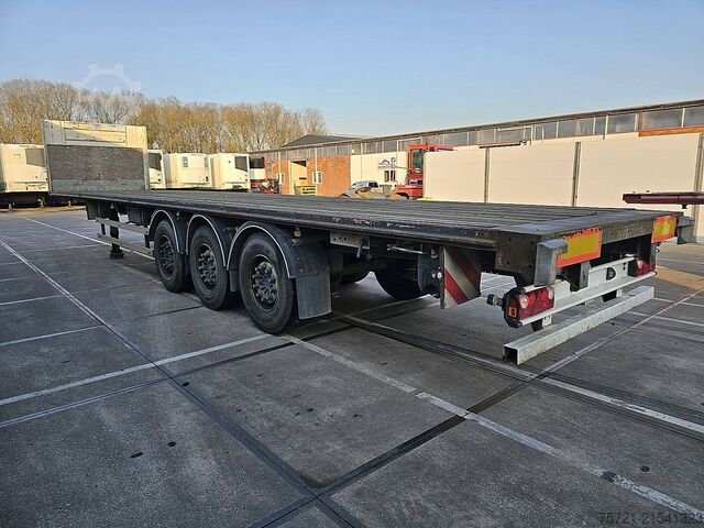 Loading platform FRUEHAUF 