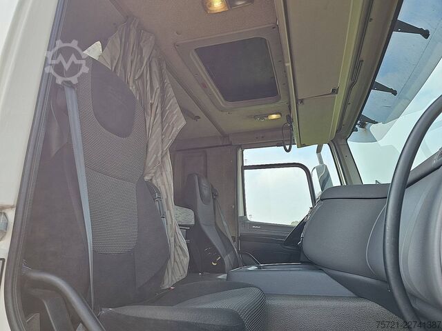 Fahrgestell mit Fahrerhaus DAF CF 460 6x2