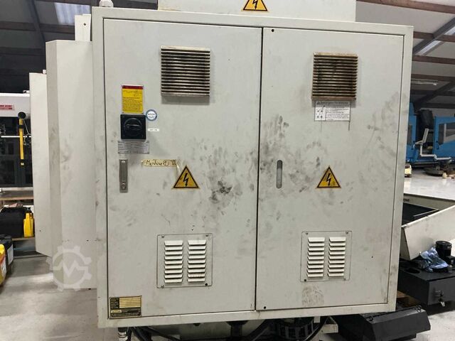 Vertikales Bearbeitungszentrum MTRent MTcut V110