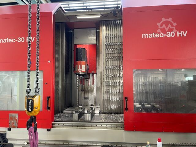 Universal-Bearbeitungszentrum Matec matec-30HV