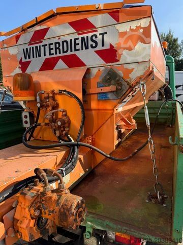 Sonderausbau-Transporter MULTICAR M 26