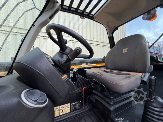 Teleskoparmstapler JCB 535-125 / 2017 BJ / 2.768 H / 12.5 Meter