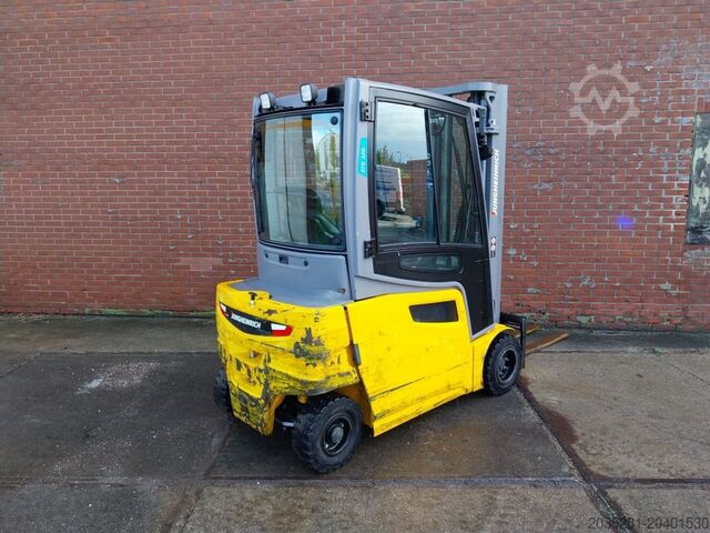 Elektro 4 Rad-Stapler Jungheinrich EFG 320