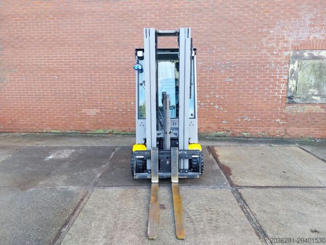 Elektro 4 Rad-Stapler Jungheinrich EFG 320