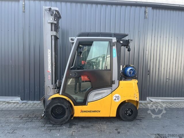 Treibgasstapler Jungheinrich TFG430s