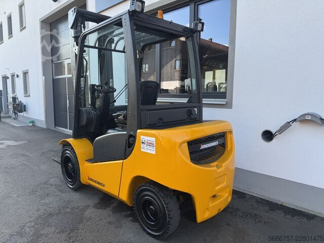 Gabelstapler Jungheinrich DFG430