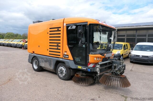 Spezial-LKW ravo 540 KLIMA KEHRMASCHINE  EURO-6 SFZ STRAßENREINIGER Rechtslenker