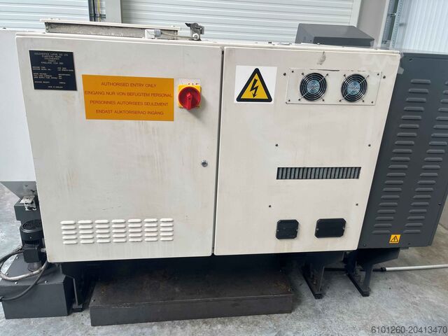 Leit-/Zugspindeldrehmaschine Colchester CNC2000
