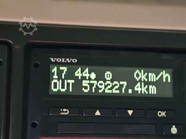 Standard-SZM VOLVO FH 500 6X2 STEERED PTO+HYDR