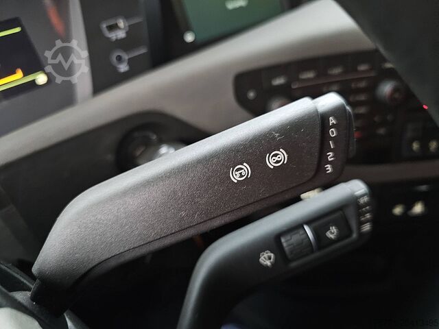 Standard-SZM VOLVO FH 500 6X2 STEERED PTO+HYDR