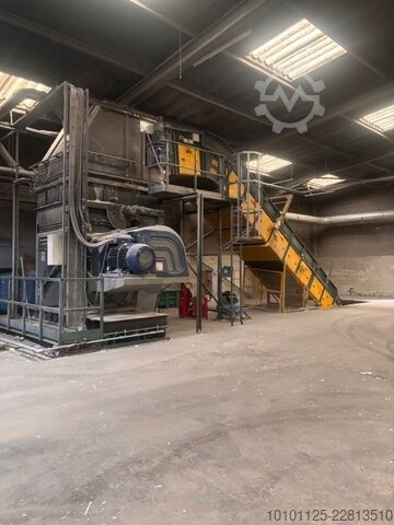 Single shaft shredder LINDNER MICROMAT 2000