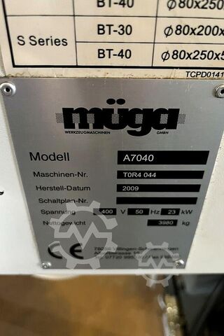 4-Achs-CNC-Bearbeitungszentrum Müga A7040