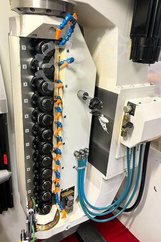 5-Achs-CNC-Bearbeitungszentrum Willemin W158