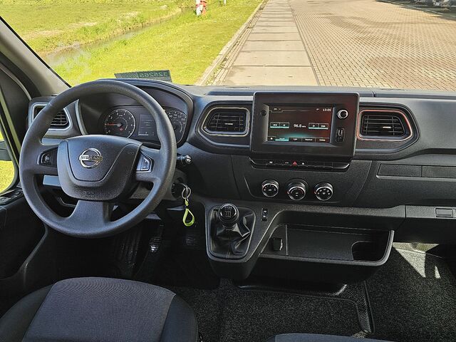 High-roof van NISSAN INTERSTAR 2.3 ac laadklep EURO6