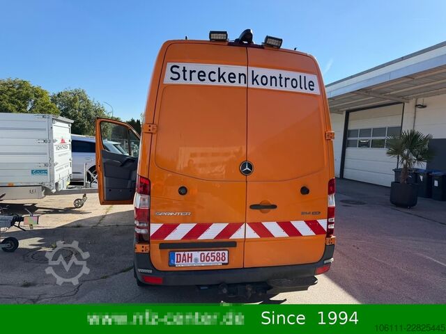 Kleinbus MERCEDES-BENZ Sprinter 314 CDI Kasten  AHK