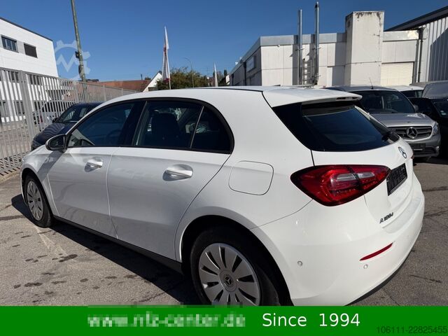 Van MERCEDES-BENZ A 180 d