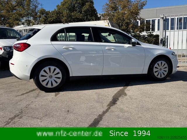 Van MERCEDES-BENZ A 180 d