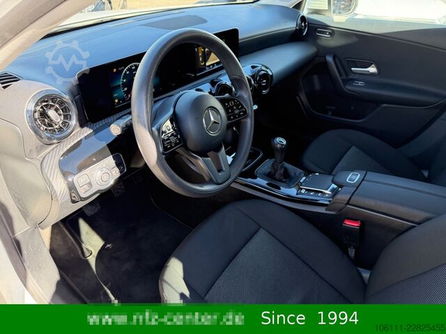 Van MERCEDES-BENZ A 180 d