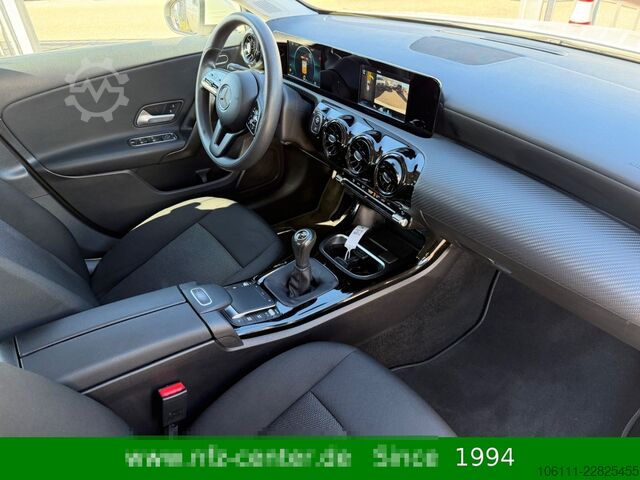Van MERCEDES-BENZ A 180 d