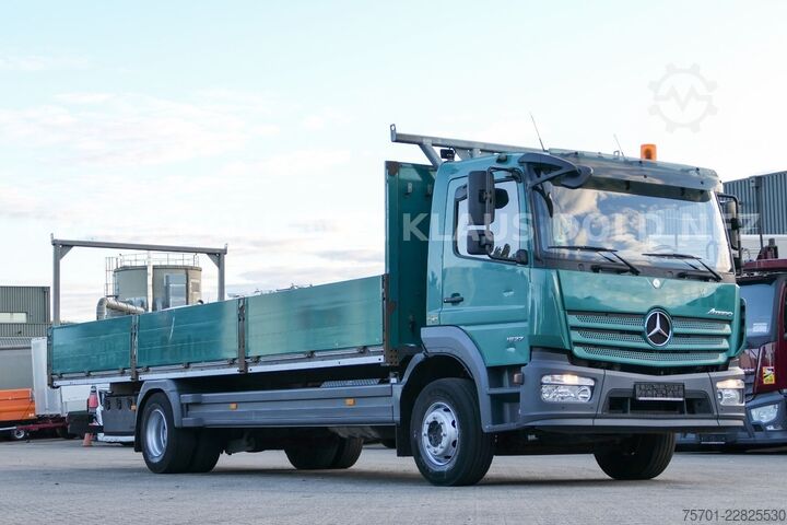 Flatbed truck MERCEDES-BENZ Atego 1527 Pritsche Bordwände Euro 6