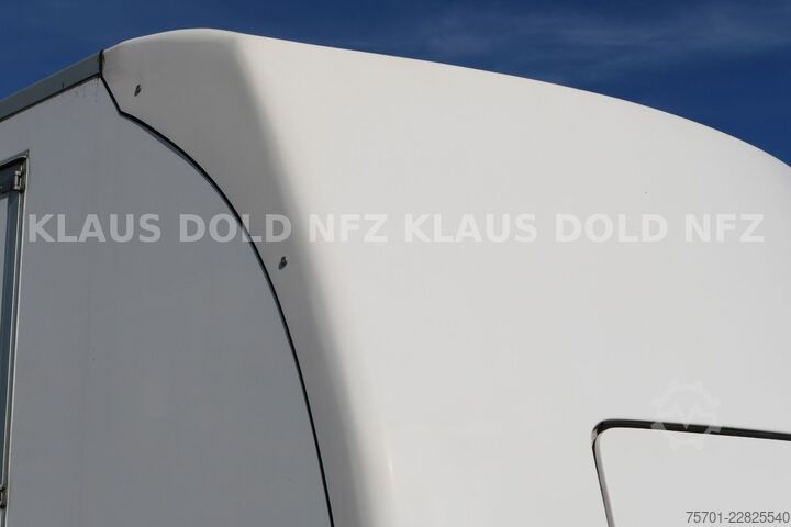 Car carrier trailer TURATELLO TR S 202 geschlossener Autotransporter