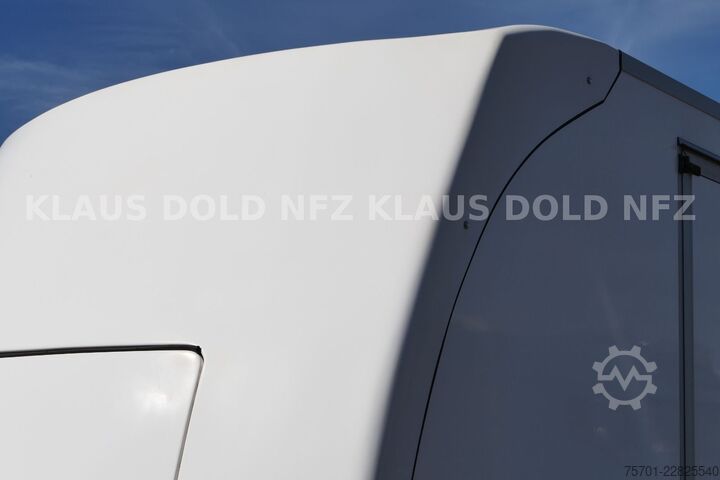 Car carrier trailer TURATELLO TR S 202 geschlossener Autotransporter