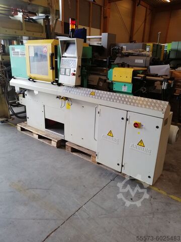 Injection molding machine ARBURG 