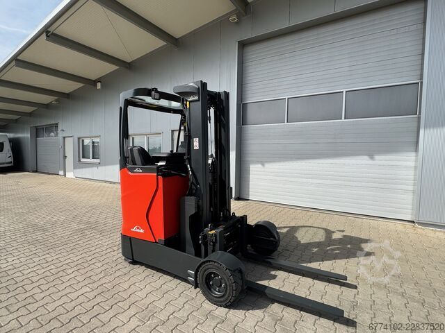 Schubmaststapler Linde R16G--EK