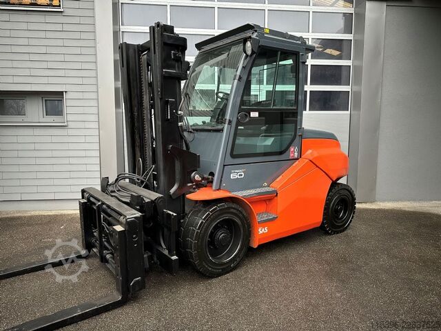 Electric 4-wheel forklift Toyota 9FBM60T - mit DREHGERÄT !!