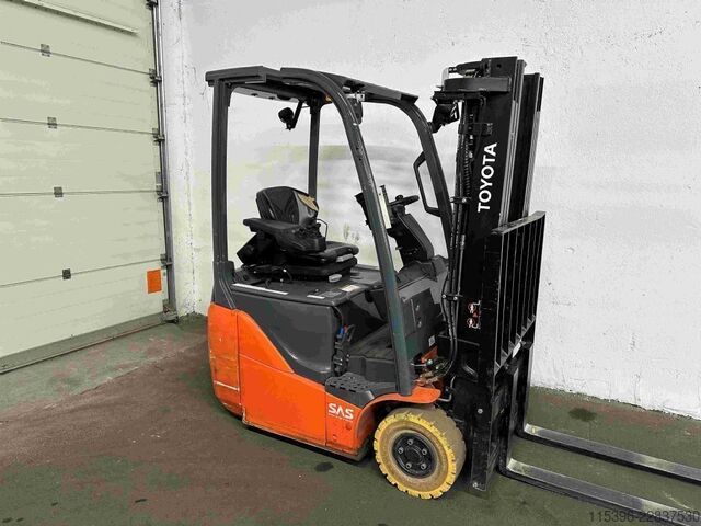 Electric 3-wheel forklift Toyota 8FBE15T - TRIPLEX 4,3 m