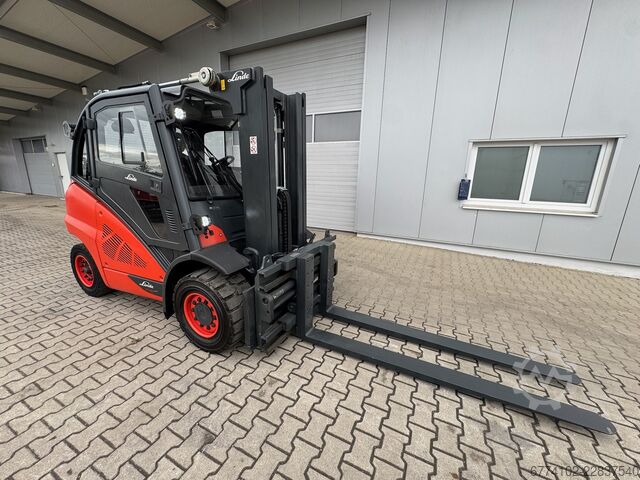 Container Handlers Linde H40T-394-02--EK