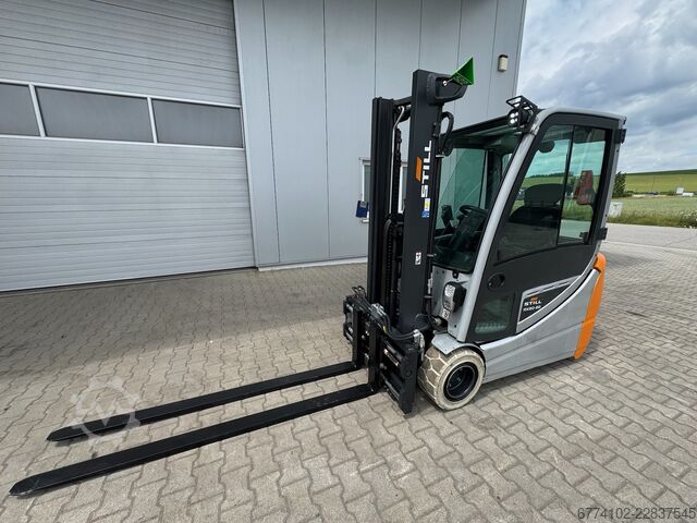 Electric - 3 wheels Still RX20-20--EK + Ladegerät 3233