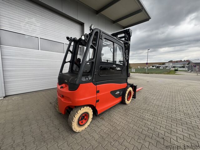 Electric - 4 wheels Linde E40HL-01/600--EK