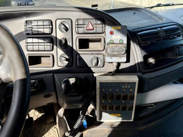 Holztransporter Mercedes-Benz Actros 2644 Holz Kran Palfinger SRX47/Komplettzug