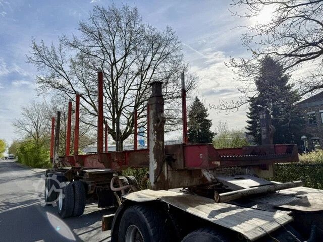 Standard-SZM Mercedes-Benz Actros 2644 Holz Kran Palfinger SRX47/Komplettzug